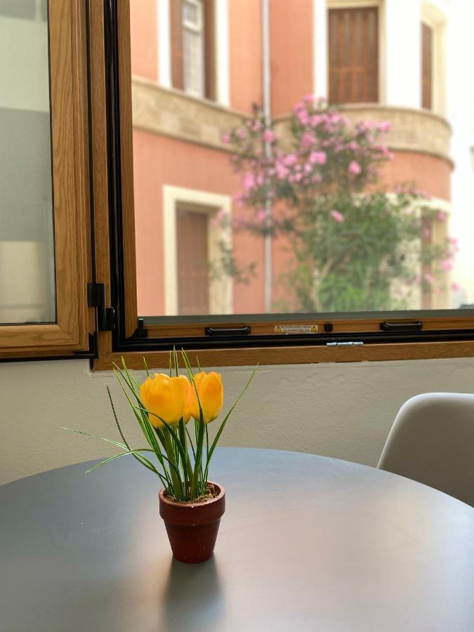 "Tete A Tete" Lux Apart In The Most Beautiful Street Of Town Rhodes City Eksteriør bilde