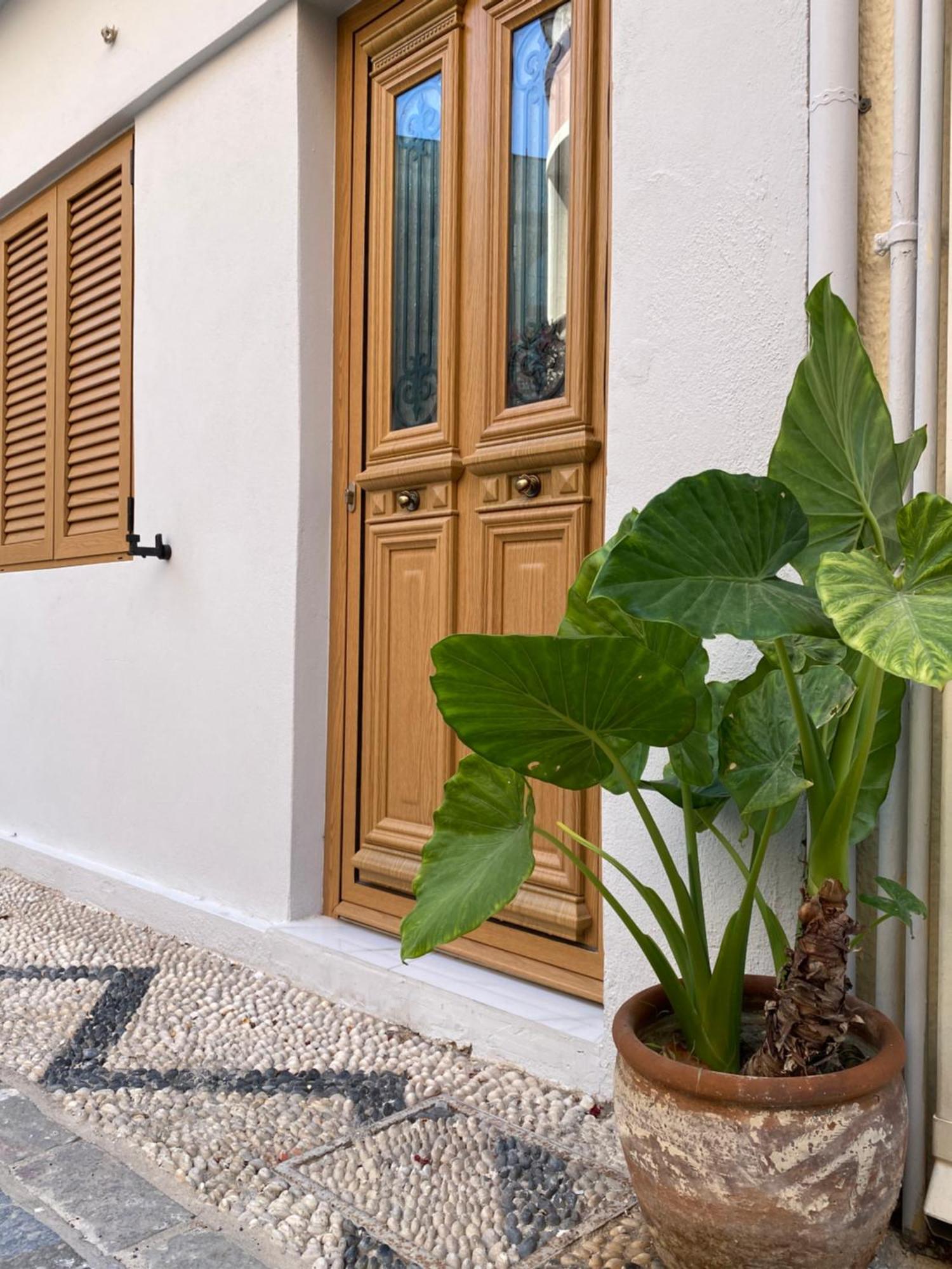 "Tete A Tete" Lux Apart In The Most Beautiful Street Of Town Rhodes City Eksteriør bilde