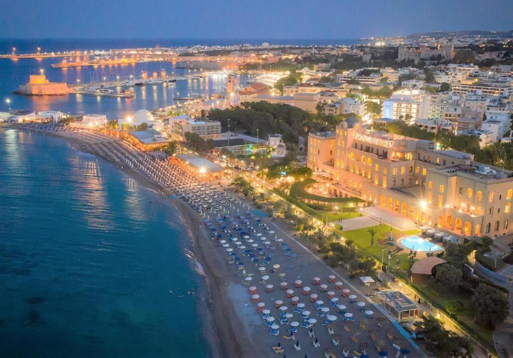 "Tete A Tete" Lux Apart In The Most Beautiful Street Of Town Rhodes City Eksteriør bilde