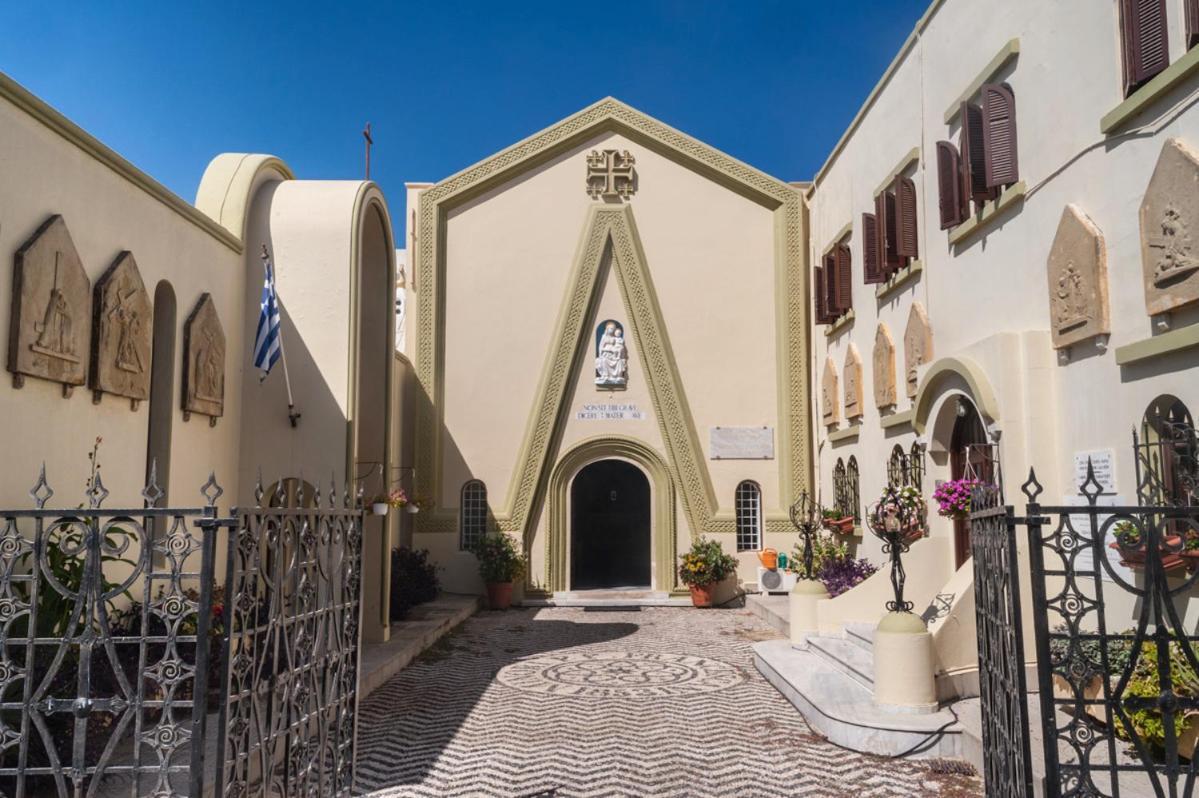 "Tete A Tete" Lux Apart In The Most Beautiful Street Of Town Rhodes City Eksteriør bilde